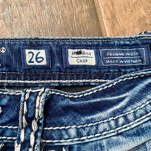 Miss Me Distressed Mid-Rise Cropped Jeans 26 - Picture 5 of 7